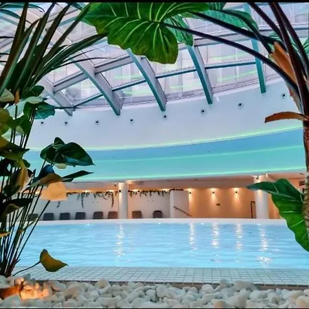 Hanza Tower 23 Pool & Jacussi شقة شتشيتسين